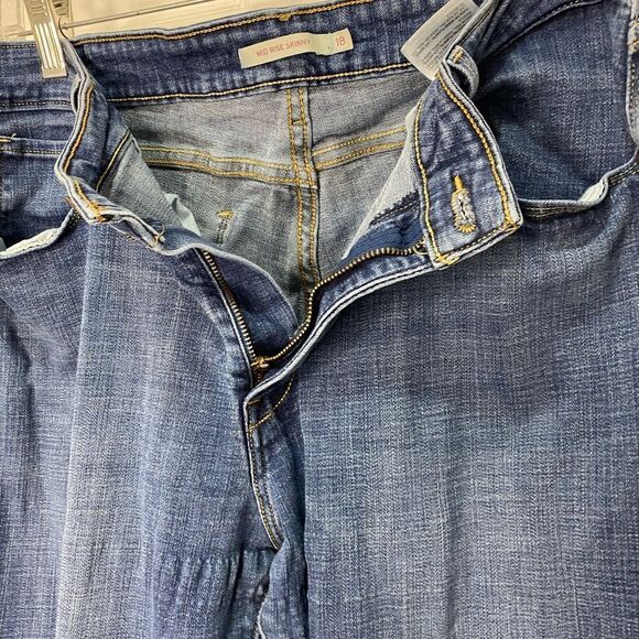 Levi’s mid rise skinny blue jeans, size 18 - Picture 8 of 11